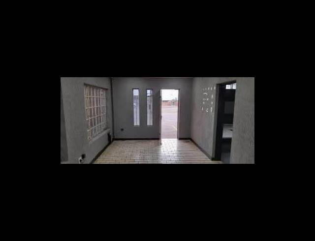 INDUSTRIAL FOR SALE IN VANDERBIJLPARK CE 6